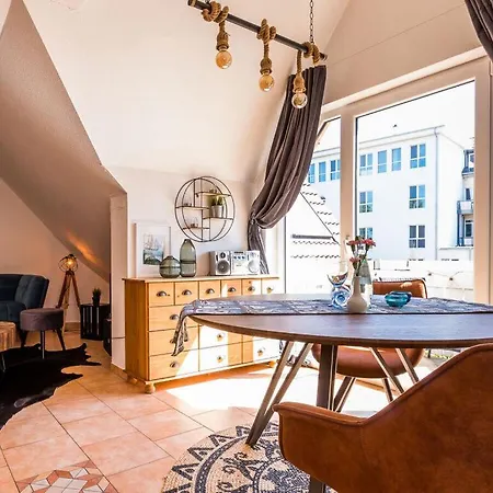 In Otseebad * Wustrow (Fischland)